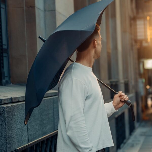 BLUNT Classic Umbrella – 47" Large Windproof Umbrella for Wind and Rain, Durable Canopy Design, Heavy Duty for Everyday Travel, UV Protection - Midnight Navy - Image 6